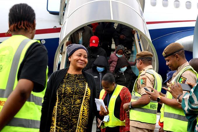 Nigeria Evacuates 105 From South Africa Amid Attacks