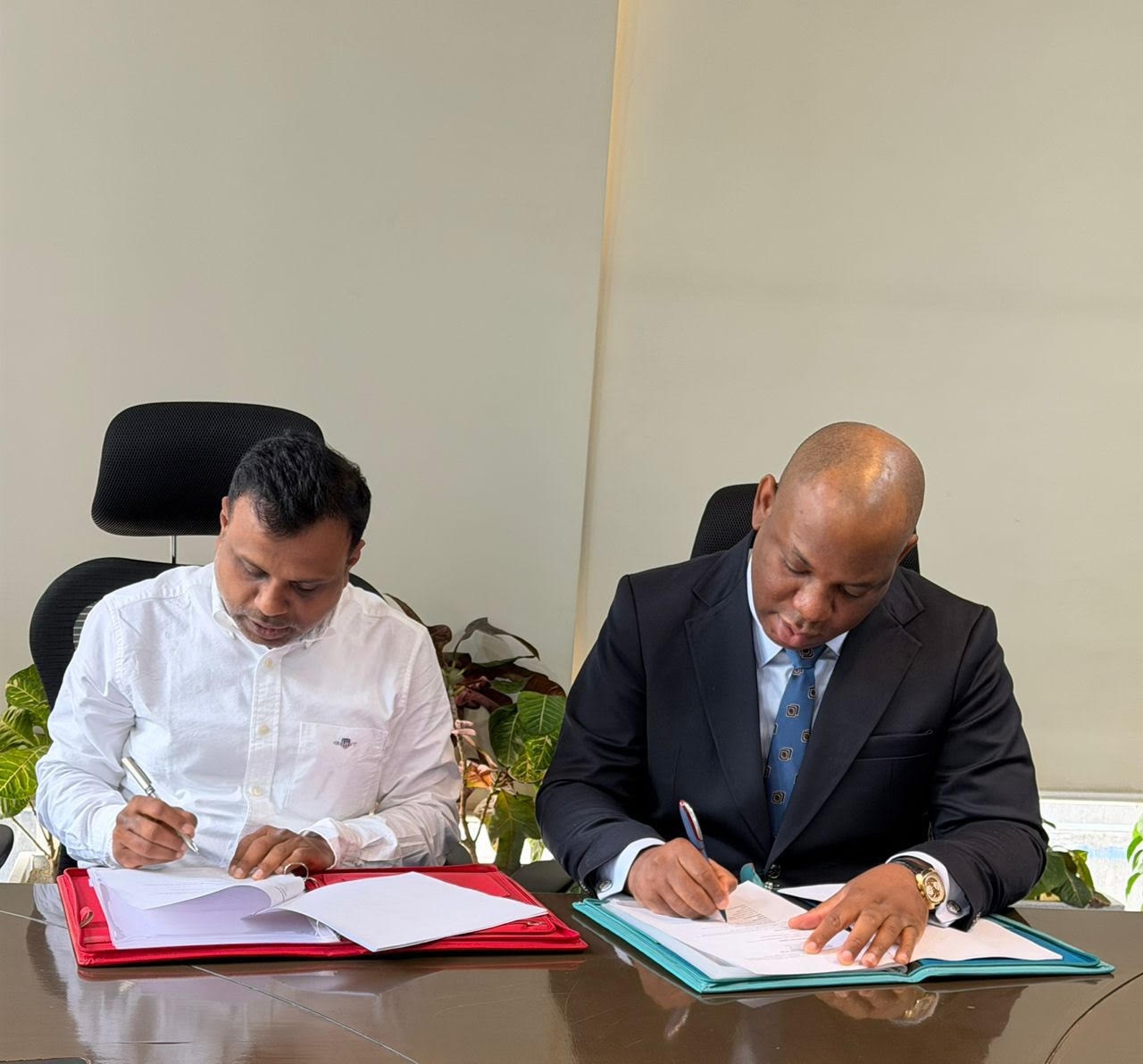 Nigeria&rsquo;s Signs $1bn Steel Investment MoU with Rashmi Steel Group in India