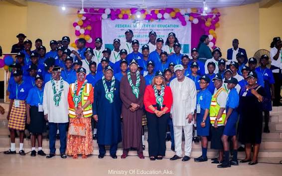 FG Disburses ₦128.2m To Rescued Chibok Girls